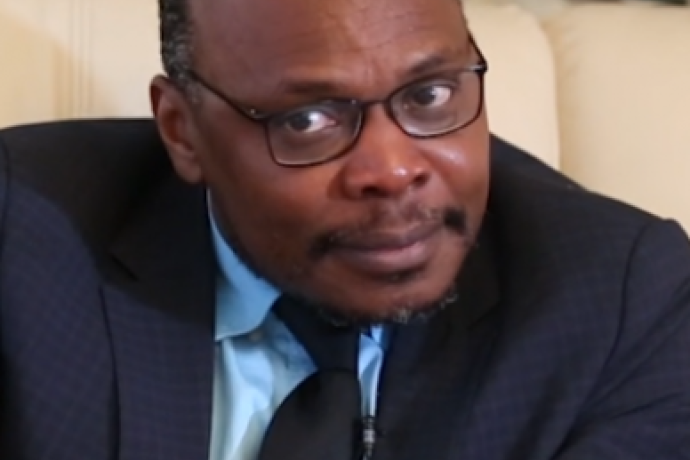 Appel à contributions de Thierry Amougou :
"Parlons du Cameroun de demain" Appel à contributions de Thierry Amougou :
"Parlons du Cameroun de demain"
