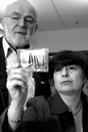 Lecture by Ana Soto and Carlos Sonnenschein : 